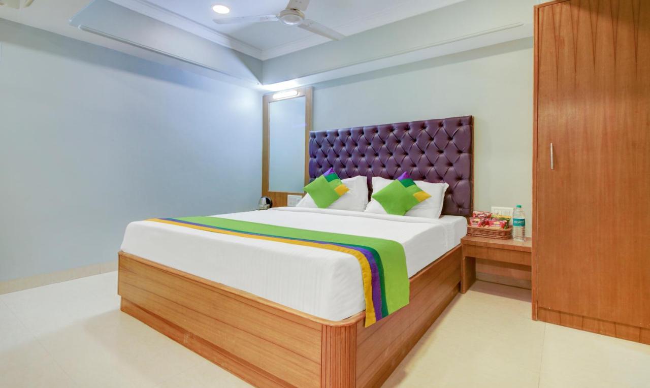 Treebo Cruz Royale Santacruz West Hotel Bombay Eksteriør billede